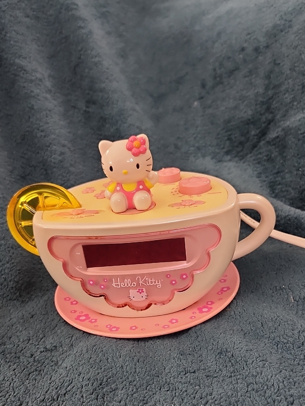 Hello Kitty Sanrio Y2k Teacup Alarm Clock